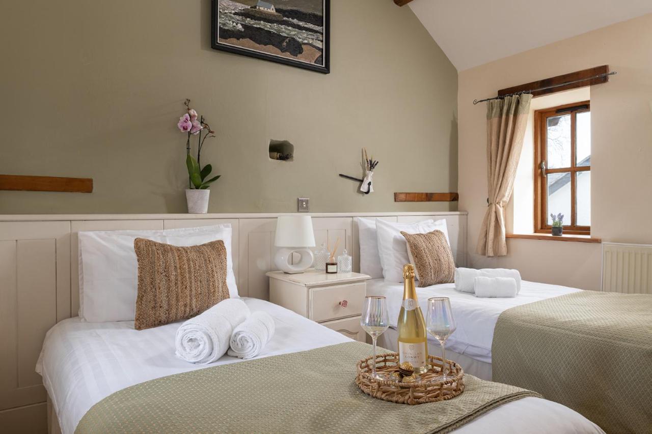 Beautiful Countryside Cottage On The North Wales Coast Abergele Buitenkant foto