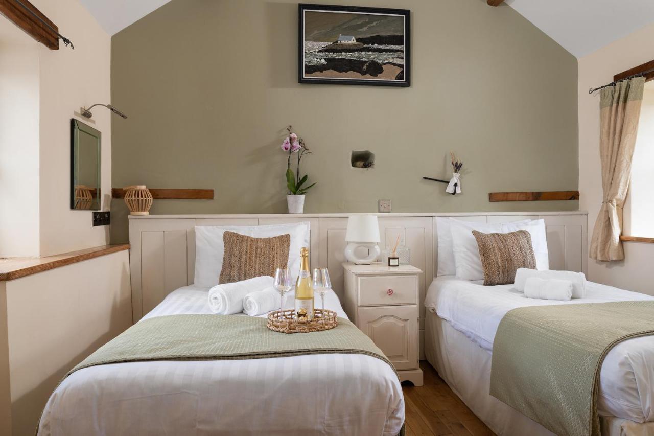 Beautiful Countryside Cottage On The North Wales Coast Abergele Buitenkant foto