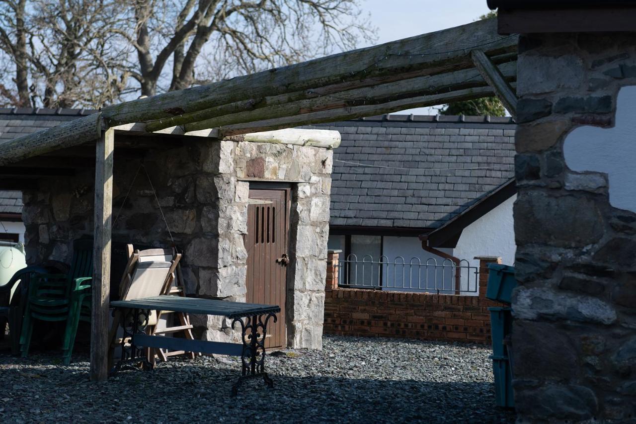 Beautiful Countryside Cottage On The North Wales Coast Abergele Buitenkant foto